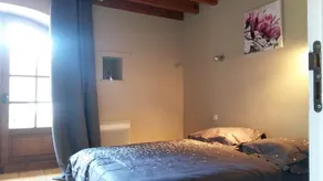 CHARMERENDE STENHUS SPA OG SVEMPOOL PÅ VÆRE OG DORDOGNE DØRE - Image 4