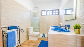 Villa with BBQ and heatable pool in Albufeira - Image 5