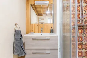 Spacious 50 m² Apartment – 2 Rooms Including Mezzanine n3 - Image 3