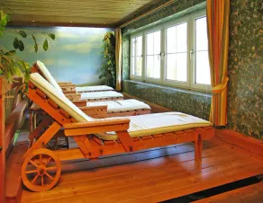 Chalet in Dienten with Ski-In Access - Image 4