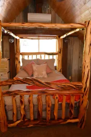 The Perfect Rustic Luxurious Getaway Cabin - Image 2