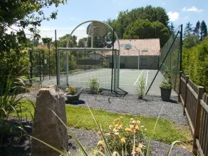 House - Image 2