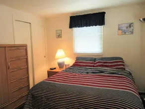 Immaculate 2nd floor duplex in Brant Beach located just 3 homes from the beach. - Image 5