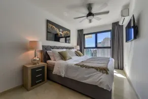 Unique Apartment - Image 5