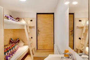 Apartment 'Ferienwohnung Sonnenschein' with Sea View, Shared Terrace and Wi-Fi - Image 5