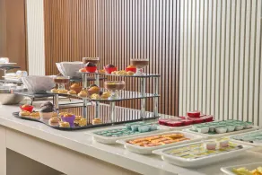 Waveside hotel - Image 4