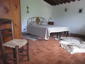 Bauernhaus in den Hügeln von Lucca - Image 3