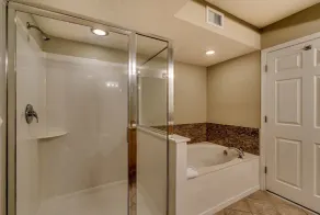 Amazing Oceanfront 3 Bedroom Condo, Crescent Shores 908! - Image 5