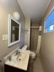 ELIS APARTMENT - Image 2