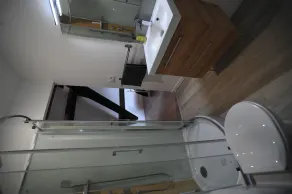 Hus med seks soveværelser beliggende i det smukke landskab i Normandie Frankrig - Image 4