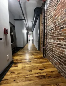 Huge Windows Downtown 2Bd Apt w/ Main Strip Access - Image 4