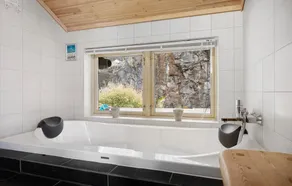 Fantastisk hus med 5 soveværelser i Masfjorden - Image 5