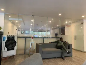 Remodeled Townhouse for Luxurious corporate stays near sector 57, Hongkong Bazar - Image 2