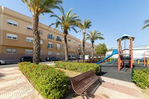 Holiday Apartment 'Edificio Merlin' with A/C & Wi-Fi - Image 2