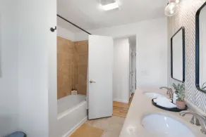 OC Haus · Ranch Home · Fire Pit · Fireplace · 4BR · 25 Min to Portland - Image 3