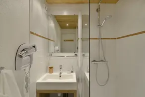 100m du centre station, Rez-de-chaussée, vue pistes de ski, télévision, casier à ski, 36m² - Image 2