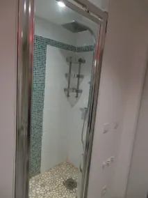 Accogliente appartamento con accesso alla piscina, vista sulla valle, silenzioso - Image 4