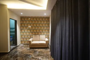 POOL PARTIES,GARDEN PARTIES, with 5 king size bed rooms and a massive huge pool. - Image 3