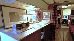 Hideout Vintage Airstream. River Access - Image 3
