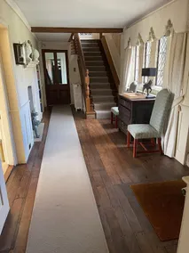 Historic country house with grass tennis court - ideal for entertaining - Image 2
