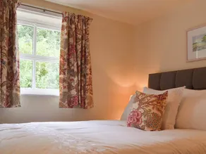 Honeysuckle Cottage - UK4177 - Image 5