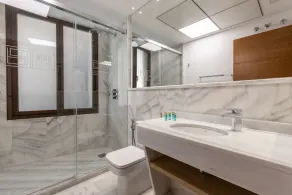 BiBo Suites Real Chancilleria - Image 5