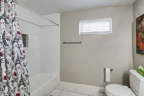 Pet-Friendly Home Near Dallas w/ Private Backyard - Image 3
