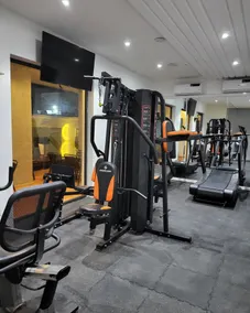 Vievely Suites and Apartments - Image 3