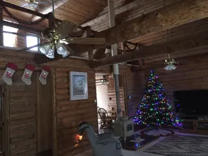 Log cabin on 25 acres - Image 3