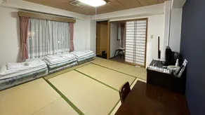 Hotel Crystal Hiroshima - Image 2