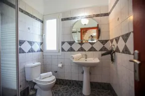 Popi's Villa - Image 2