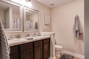 3 BR Townhome, Main Level Suite, Bonus Room, Small Dogs, Orange Park - Image 5