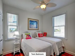Oceanside Single Family Brant Beach Beach Badges Rooftop Deck Wifi Private Yard Washer & Dryer - Image 4