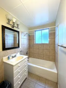 ELIS APARTMENT - Image 3