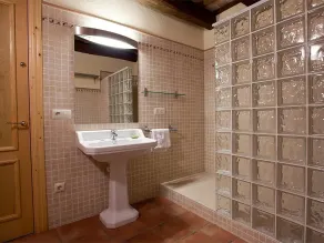 Nice og roligt hus nær Barcelona, ​​pool og privat grill. - Image 2