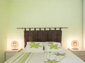 Cozy Forest Retreat near Nantes: Private Garden, Family-Friendly & Fully Equipped - Image 4