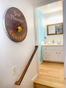 Sweet Queen Retreat in Downtown Los Olivos. - Image 2