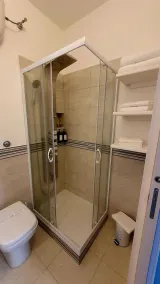 Scilla Guest House - Image 3
