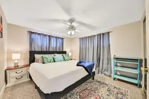 Near Clearwater🏖🏄Home❤️Pool🏊King Bed🛌Parking🚘 - Image 4