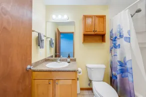 New 3 Bdrm, Large Lanai, Quiet area, Ocean Breezes, Short Walk to the Beach - Image 4