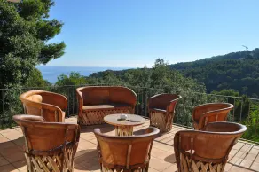 Charming villa, beautiful sea view, private pool and beach 5 minutes away on foot - Image 5
