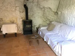 Rural apartment in the Alt Empordà - Image 3