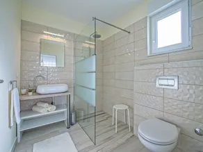 Ganz Neue 2019 Villa mit Pool,Grill,WiFi,Geschirrspüler,Waschmaschine - Image 3