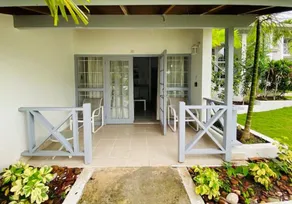 Sunset Oasis in Holetown w/ POOL & Blazing WI-FI - Image 2