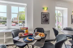 Fulop Panzio Rooms - Image 2