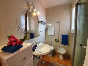 Holiday Apartment \"Capo d'Arco Il Pino\" with Sea View, Pool & Terrace - Image 2