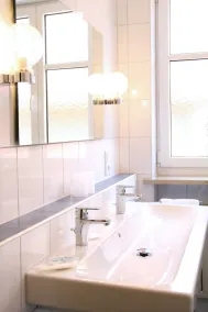 Chambre Double 2 - Hotel Garni Goldener Schwan - Image 2