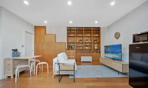 MetaWiseBnB Stylish Loft Studio with Garden in Seaforth - Image 5
