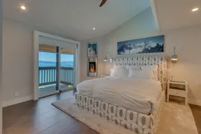Shore Camp - Lakefront: 4 BR / 2. 5 BA quatre chambres à Tahoe City, pour 10 personnes - Image 4