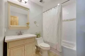 Luxurious Waterfront on Lake Louise! 1 Block from the Beach & Boardwalk! - Image 3